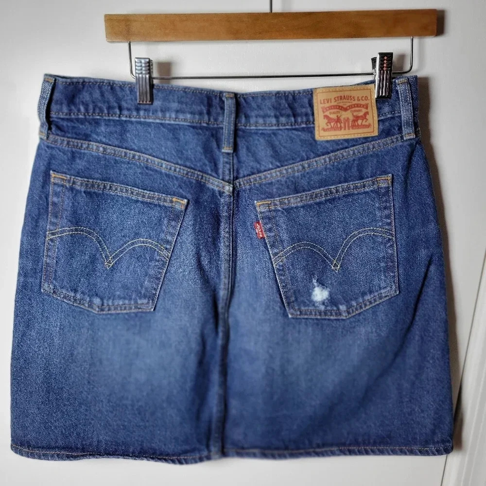 Levi's Asymmetrical Denim Skirt | Fall Denim Skirt | Levi's Skirt | Size… - Picture 6 of 8